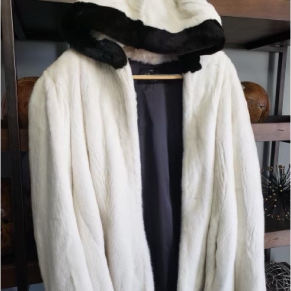 Elegant White Fur Coat with Black Trim